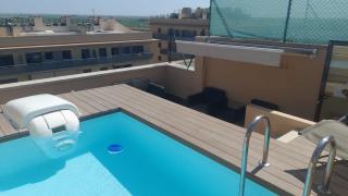Ático con Piscina Privada y zona Chill Out - 9