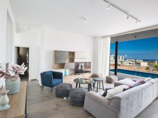 Villa Olive Platinum, New And Luxury 4Bdr Protaras Villa With Private Pool, Short Walk To Beach - Protaras - 8