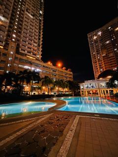 Breathtaking views 22nd floor - Manila - 6