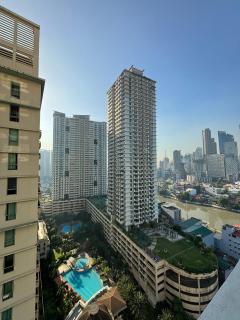 Breathtaking views 22nd floor - Manila - 2