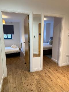Stylish 2 Bed Flat by O2 Arena Modern Comfort in Central Birmingham - 9