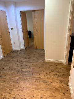 Stylish 2 Bed Flat by O2 Arena Modern Comfort in Central Birmingham - 4