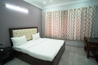 Lakeside Bliss Homestay - Udaipur - 8