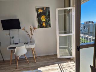 Cosy - Split - 1
