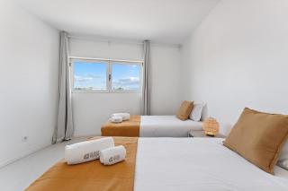 GuestReady - Lovely home with river view - 7