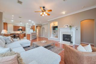 Peaceful Exec Home w Office Near Everything - Conroe - 0