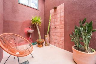 Cozy 1BR with Private Terrace Praça das flores | By Airnest - Lisbona - 1