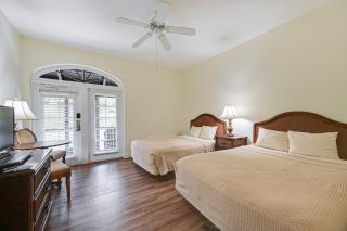 Dock, Pool and Tennis Courts Naples Resort Retreat! - Naples - 5