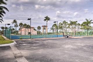 Exclusive 10,000 Islands Access Naples Condo - 1