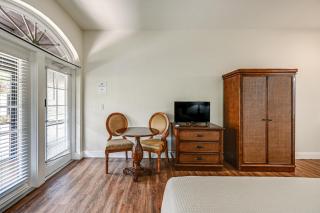 Everglades Escape with Heated Pool and Marina Access! - 4