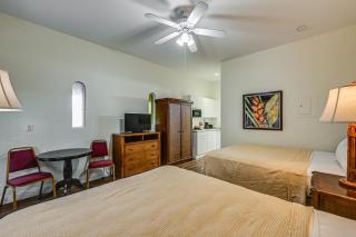 Resort-Style Naples Retreat with Marina Access! - 7