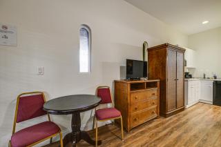 Resort-Style Naples Retreat with Marina Access! - 3