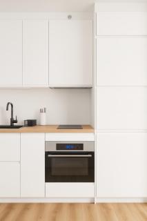Elyra Airport Apartment - - 3