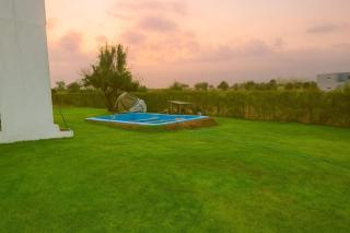 Casa con piscina en Condominio Lago Rapel BLQ - 9