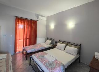 Kakovatos Guest Rooms - Kakovatos - 4