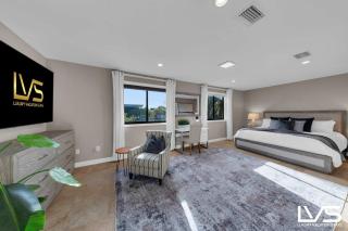 Villa Marea - Heated Pool Spa & Water Views - 2