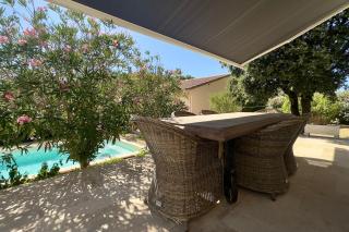 Les Lauriers Roses air-conditioned villa with garden and swimming pool - 8