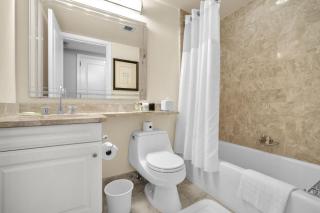 2 Bedroom OR King Studio Suites Four Seasons Hotel Miami Free Wi-Fi & Free Parking - Miami - 1