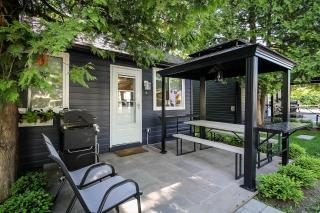 The Cozy Shore Cottage - Standard Single - Wasaga Beach - 1