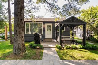The Cozy Shore Cottage - Large - Wasaga Beach - 7