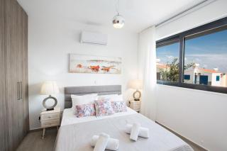 Villa Apomono - New Luxury 3 Bedroom Protaras Villa With Pool - 4