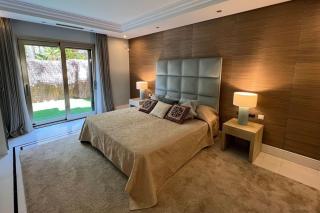 First Line Banus 4 Bed Sea Pool - 7