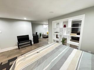 NIce Updated Basement in DC near transportation - 4