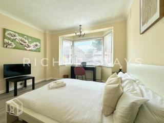 Spacious 2BR Flat Harold Wood - Harold Wood - 5
