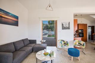 Villa Konnos View, Stunning 6Bdr Villa With Private Pool, Close To Konnos Beach - 6