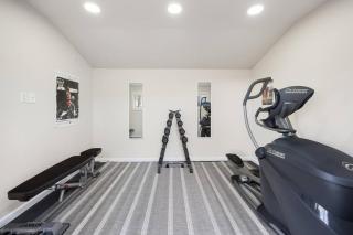 Blue Haven Cottage - Spacious 2BD in the Heights - Peoria Heights - 9