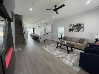 Modern 4 Bedroom 5 Bath Townhome Downtown Indpls 2232 - 5
