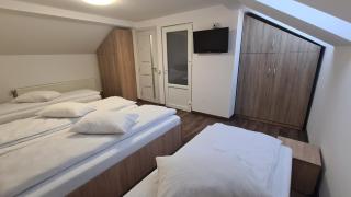 White Apartment Peștera Urșilor - 2