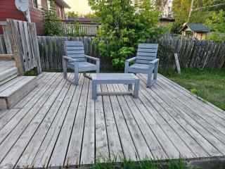 Cozy Bungalow - - 5