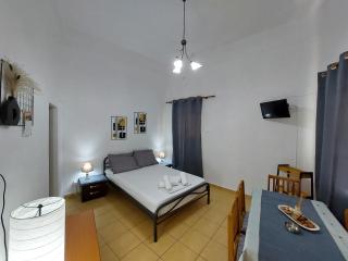 Pine Apartments - Ermoupoli - 0