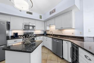 Pelican Pointe 506 - 8