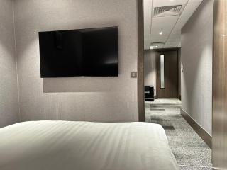 Crowne Plaza London - Kingston by IHG - 2