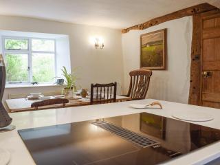 Lower Goytre Farmhouse - Llanvair Waterdine - 5