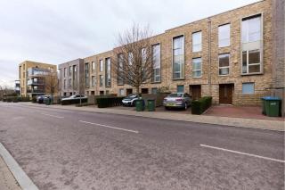 The Heathside Haven - Modern 3BDR Home with Garden - Londra - 6