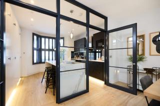The Fulham Classic - Spacious 4BDR House with Balcony and Garden - London - 7