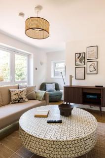 The Fulham Bolthole - Beckoning 2BDR Flat with Garden - London - 4