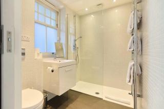 The Clapham Crib - Spacious 4BDR House with Patio - Londra - 1