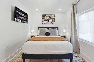 Modern 1st floor 1B1B near Dtown Dallas with free Parking - 4