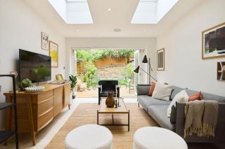 The Camden Park Place - Lovely 4BDR Flat with Garden - London - 6