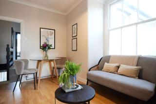 The Leyton Midland Crib - Cozy 2BDR Flat with Study Room + Garden - 3