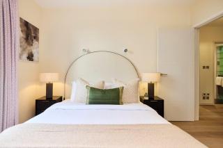 The South Hampstead Hideaway - Stylish 6BDR Home - 2