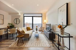 The Harlesden Escape - Spacious 3BDR Flat with Balcony - London - 0