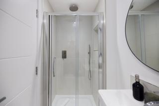 The Melbray Escape - Trendy 2BDR apartment - 7