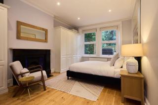 The West Kensington Hideout - Cozy 2BDR Flat with Garden - Londra - 6