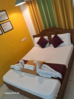 Pearl Regency Service Apartments - Kochi - 2