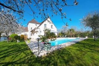 Luxueuse Villa avec piscine chauffee - Médan - 8